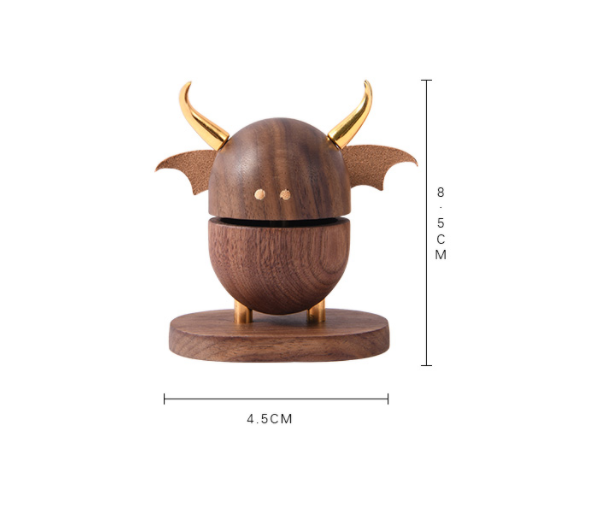 Decoration Deodorizing Car Interior Products: Black Walnut Cartoon Ornament - Minihomy