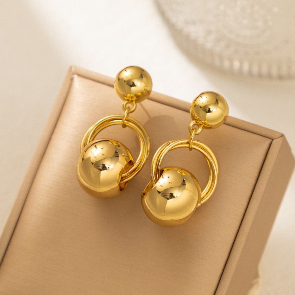 Simple All-match Women's Street Shot Earrings