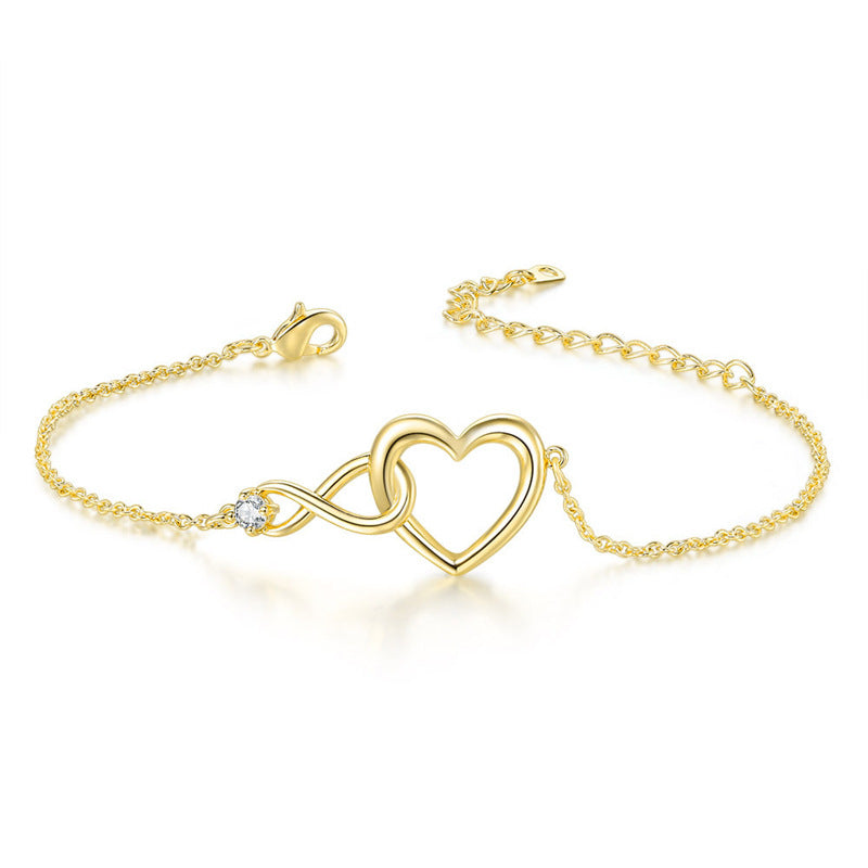 Heart-Shaped Bracelet - Fashion Jewelry for a Versatile and Elegant Look