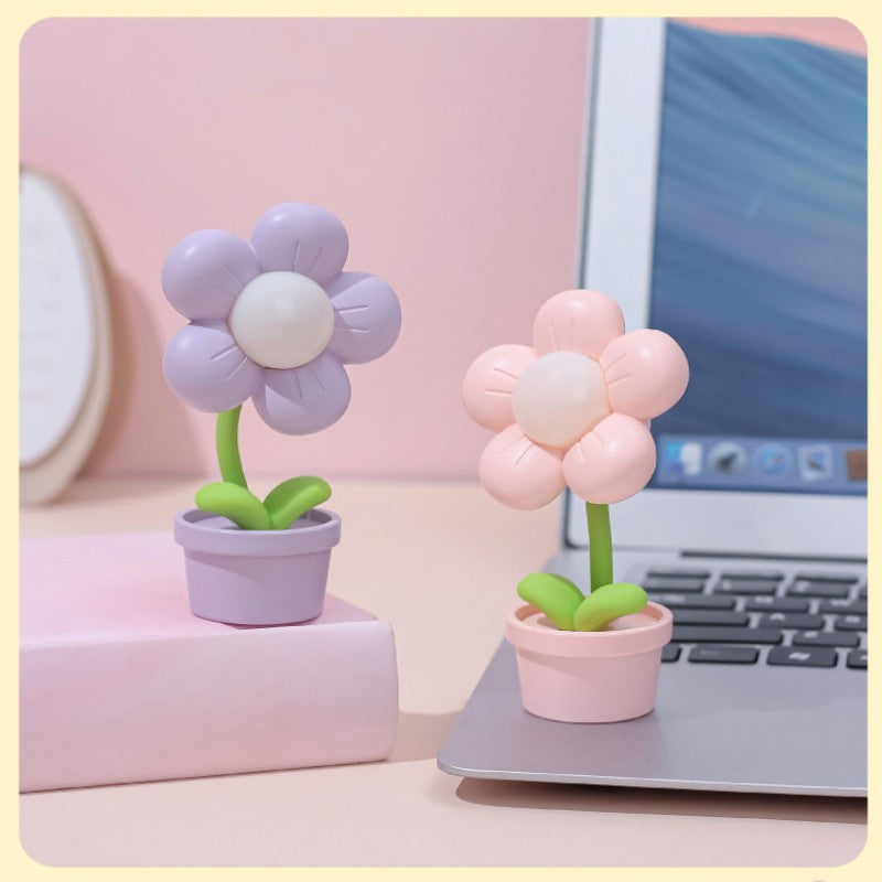 Mini Flower Night Lamp - Cute Atmosphere Bedside Light with Creative Design - Minihomy