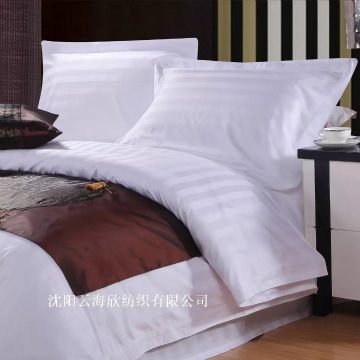 Four-piece hotel bedding