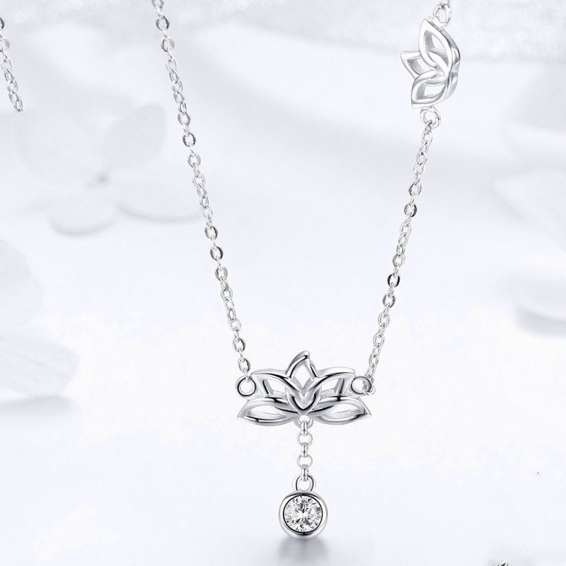 S925 Sterling Silver Lotus   Necklace Electroplated Clavicle Chain