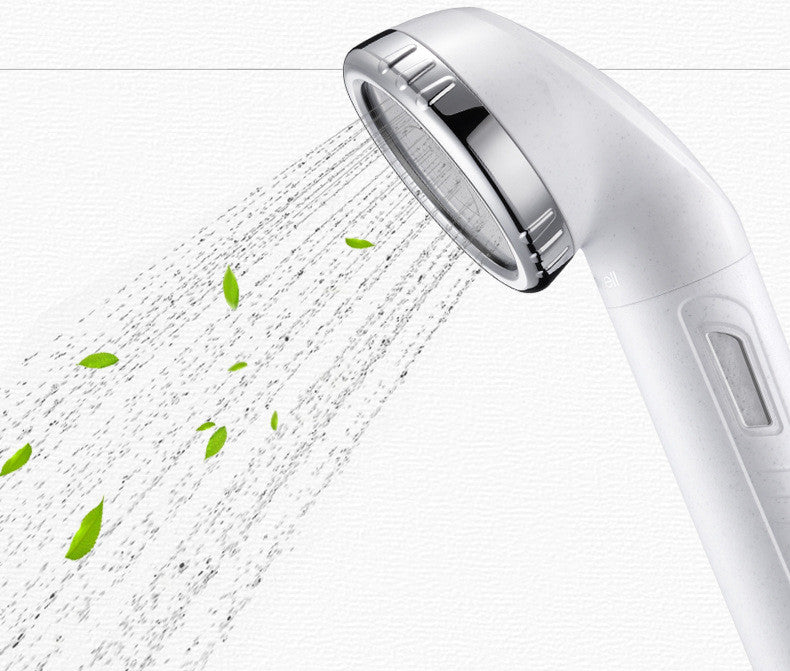 Pressurized water-saving filtering shower