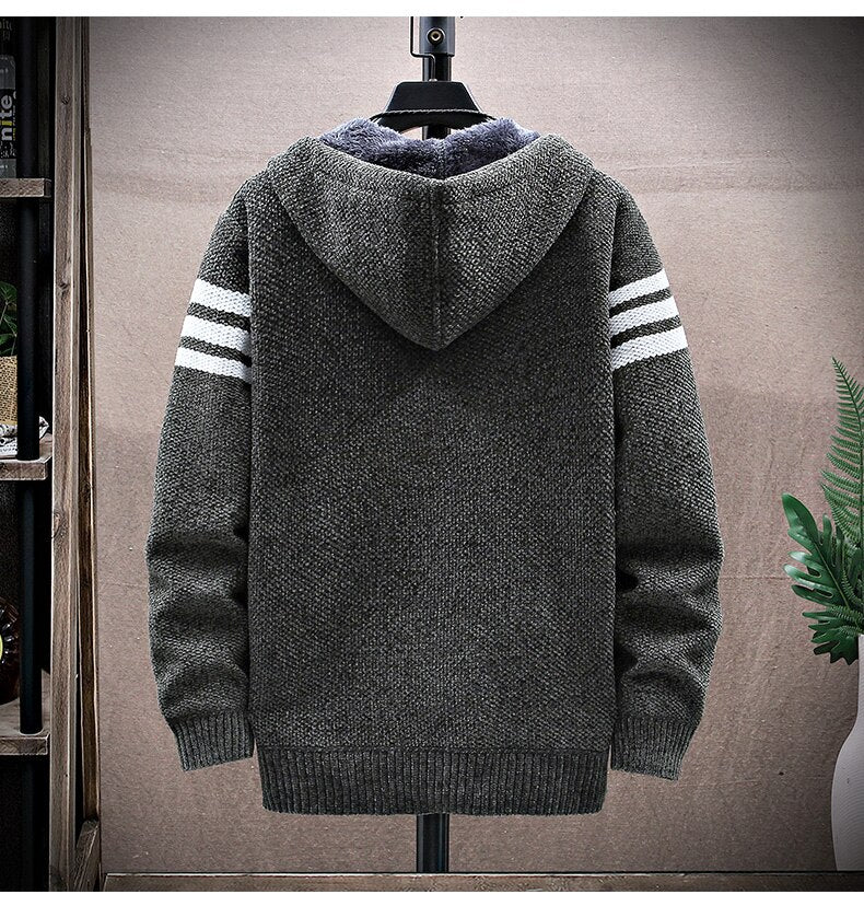 Hooded Men's Sweaters with Thick and Velvet Clothing - Minihomy