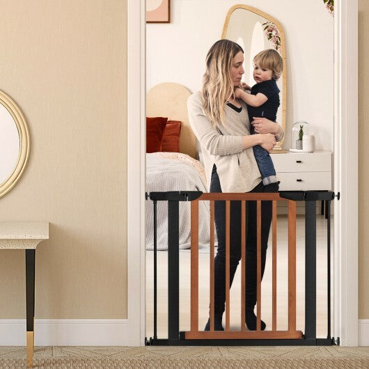 Extendable Safety Gate for Baby and Pet-Red